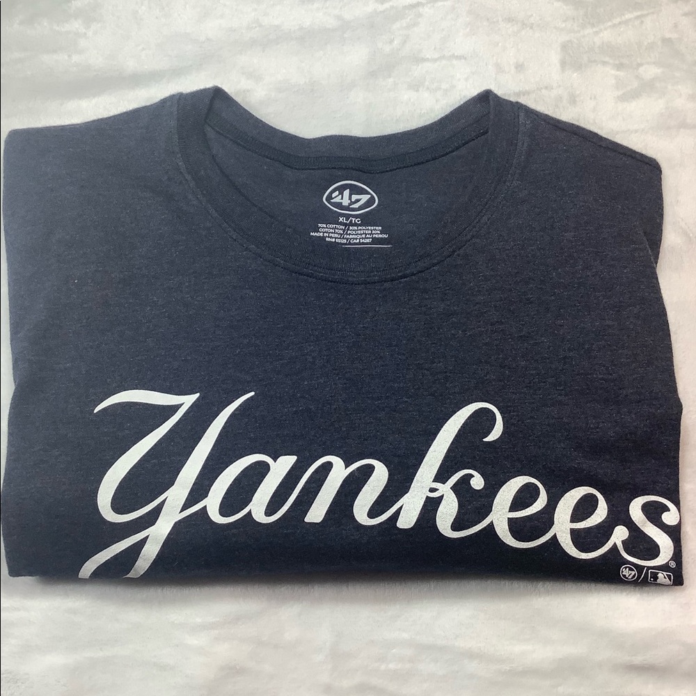 New York Yankees 47 Brand t shirt size XL